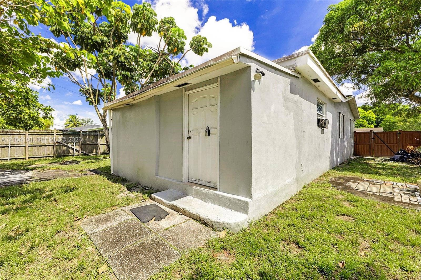 2440 Largo Drive, Miramar, FL 33023 Photo 20