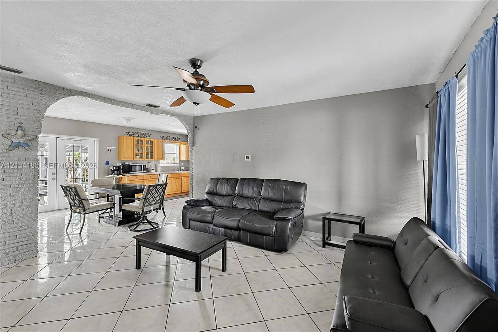 2440 Largo Drive, Miramar, FL 33023 Photo 4