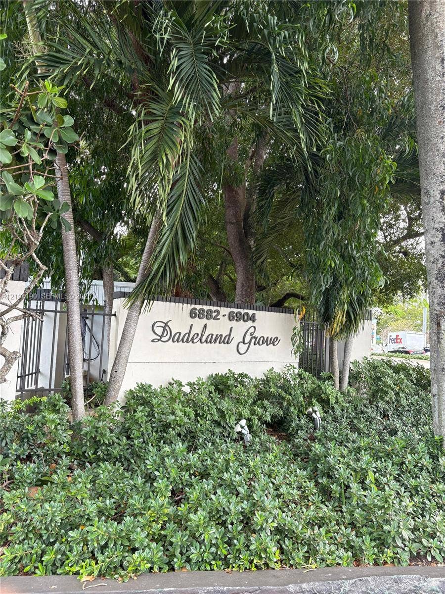 Property photo for 6900 N Kendall Drive, #A102, Pinecrest, FL