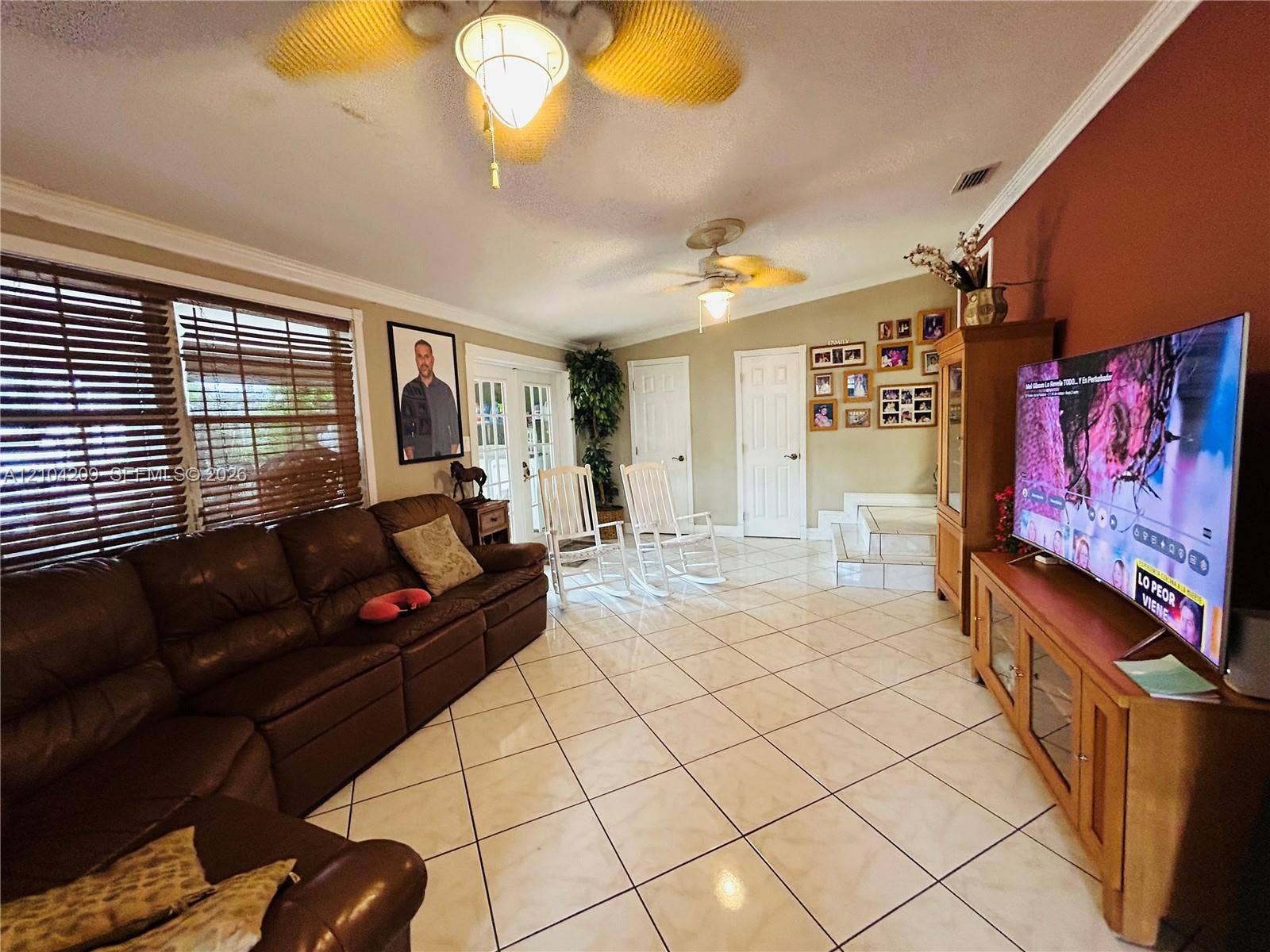 160 W 53rd Terrace, Hialeah, FL 33012 Photo 8