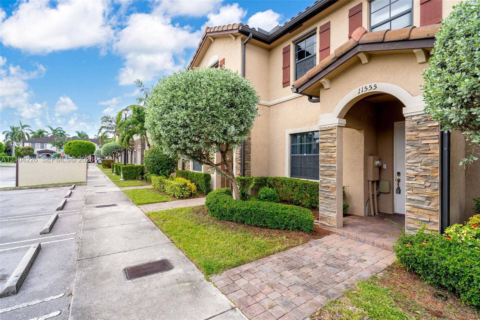 11555 SW 248th Lane, Homestead, FL 33032 Photo 2