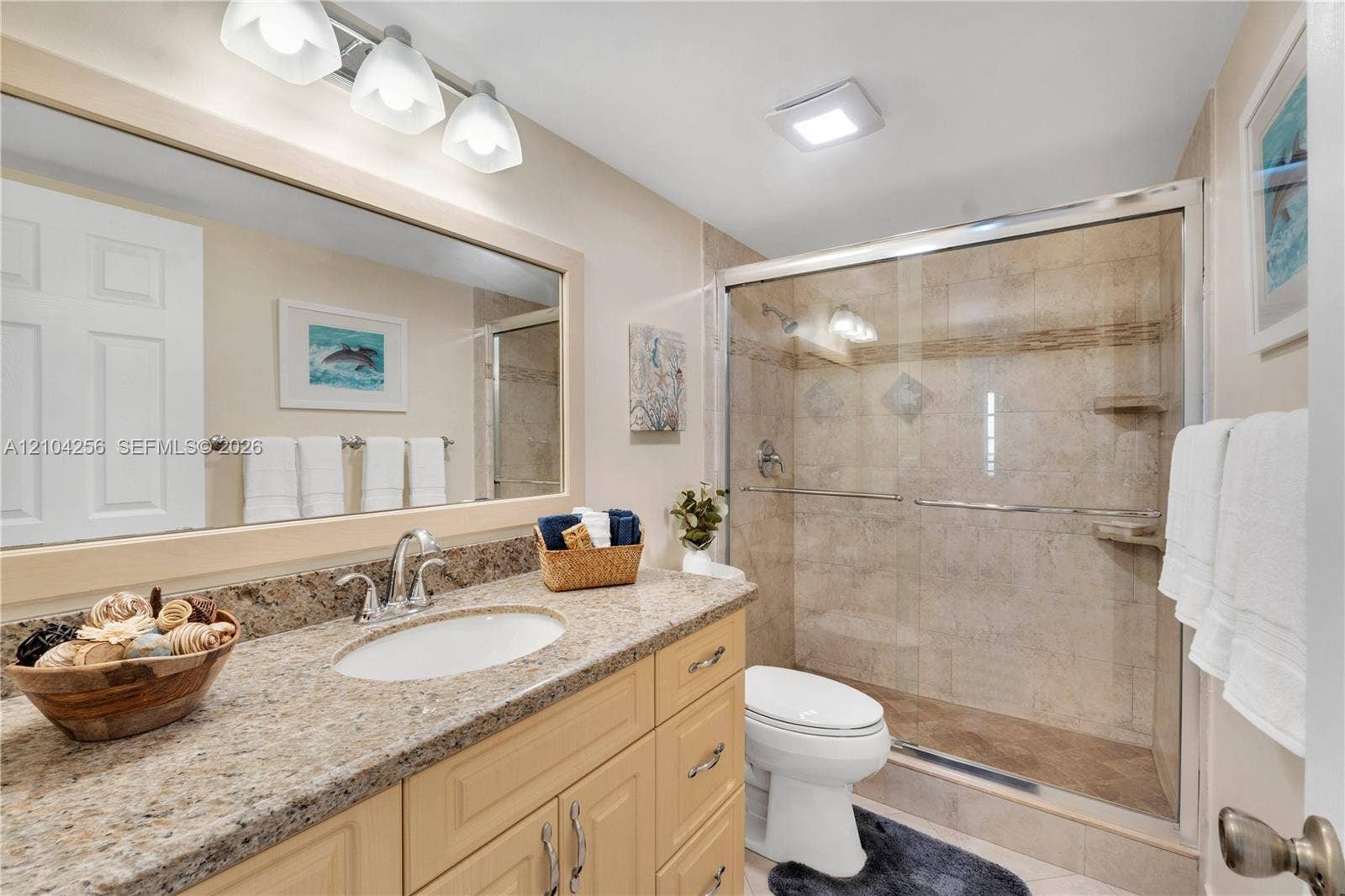 10777 W Sample Road, #907, Coral Springs, FL 33065 Guest Bathroom