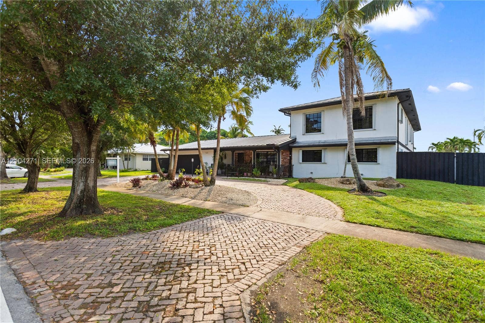 1121 SW 75th Avenue, Plantation, FL 33317 Photo 3