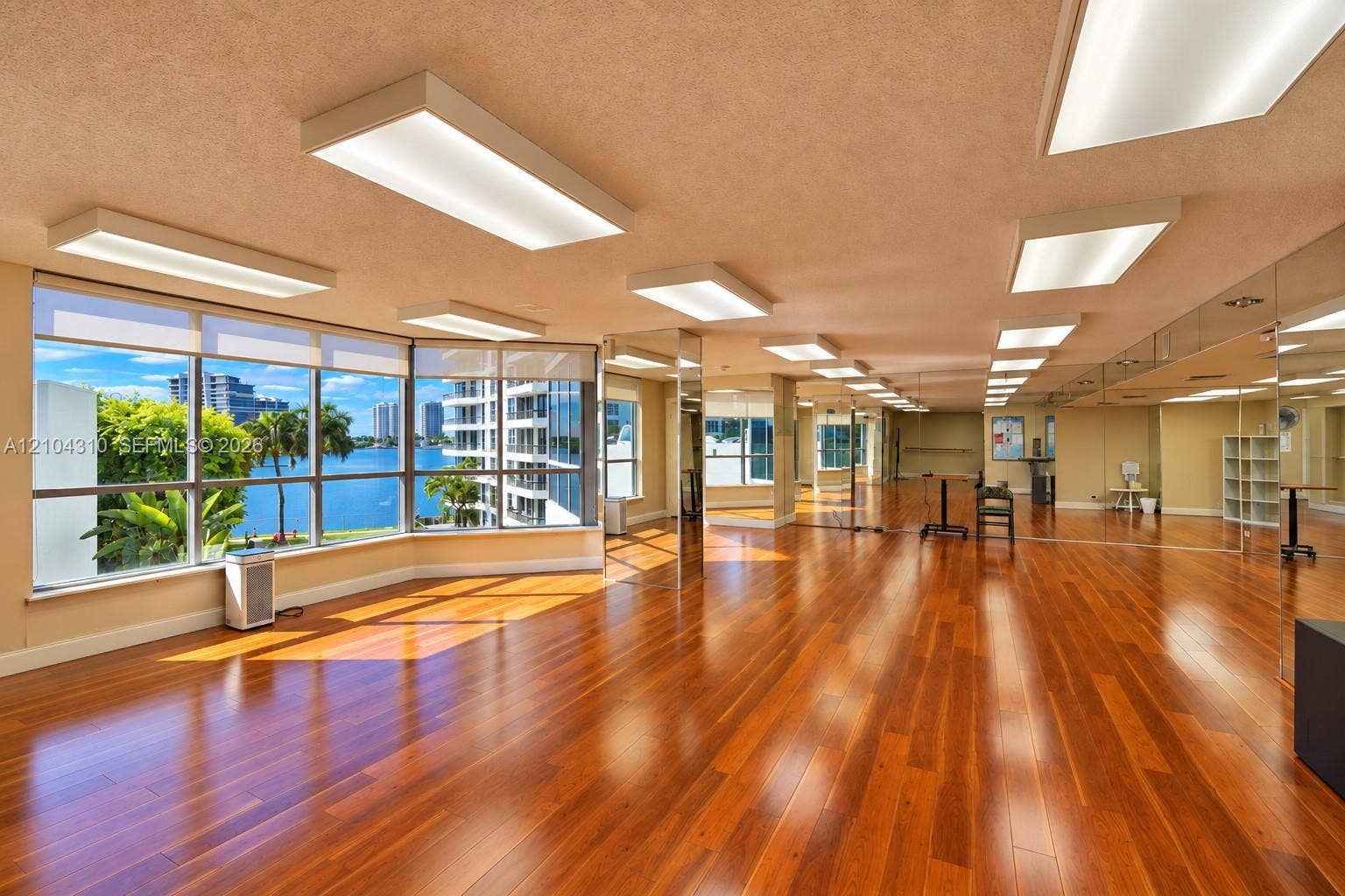 3530 Mystic Pointe Drive, #415, Aventura, FL 33180 Photo 29