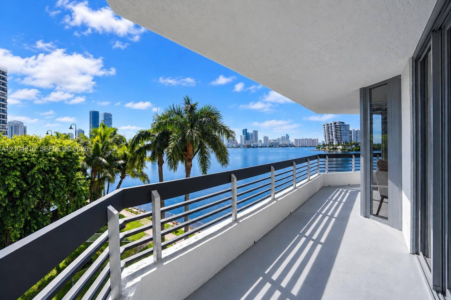 3530 Mystic Pointe Drive, #415, Aventura, FL 33180 Photo 25