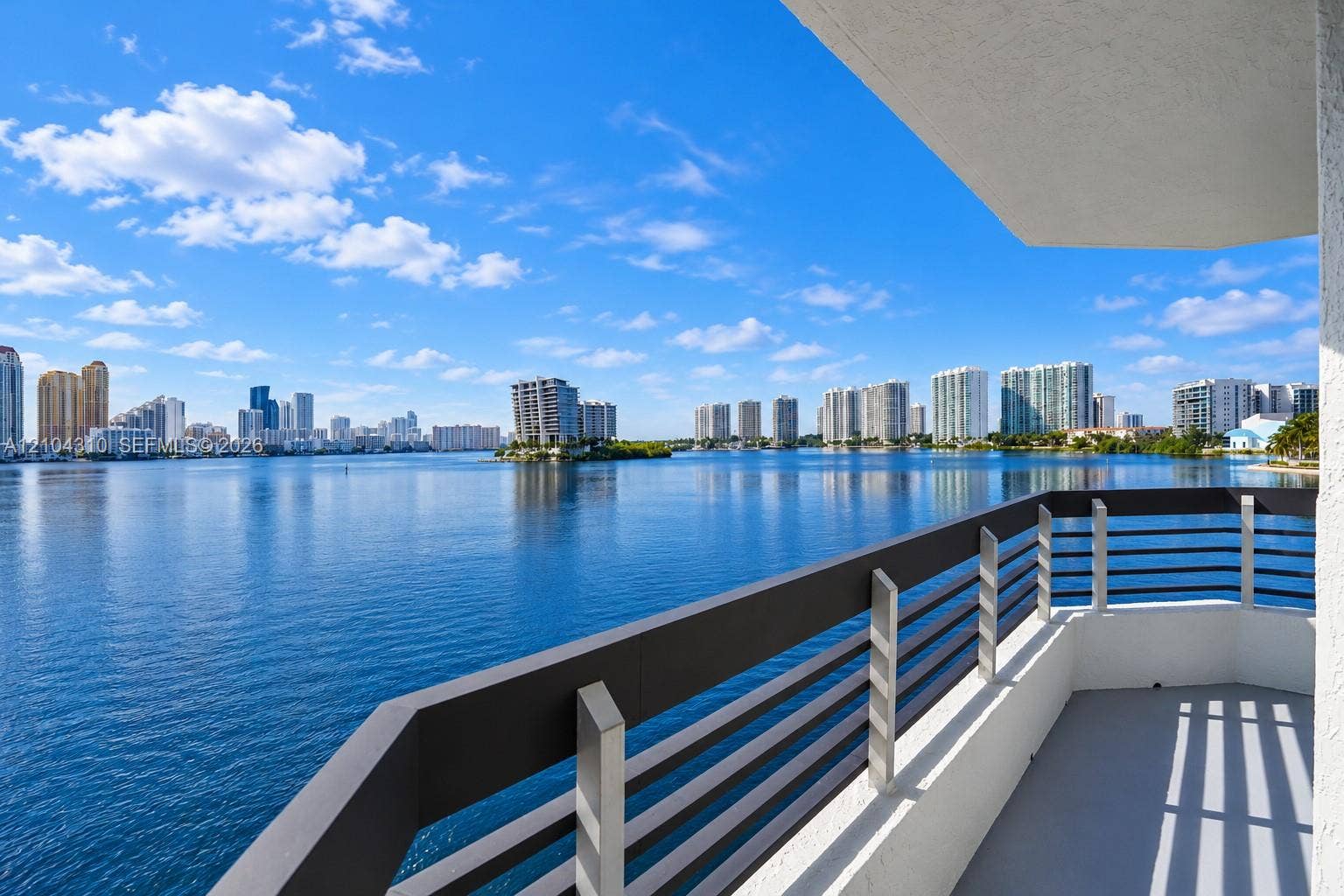 3530 Mystic Pointe Drive, #415, Aventura, FL 33180 Photo 26