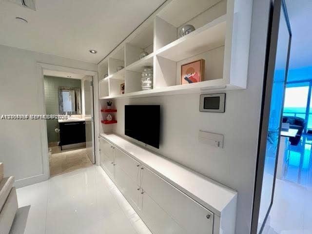 17121 Collins Avenue, #907, Sunny Isles Beach, FL 33160 Photo 18