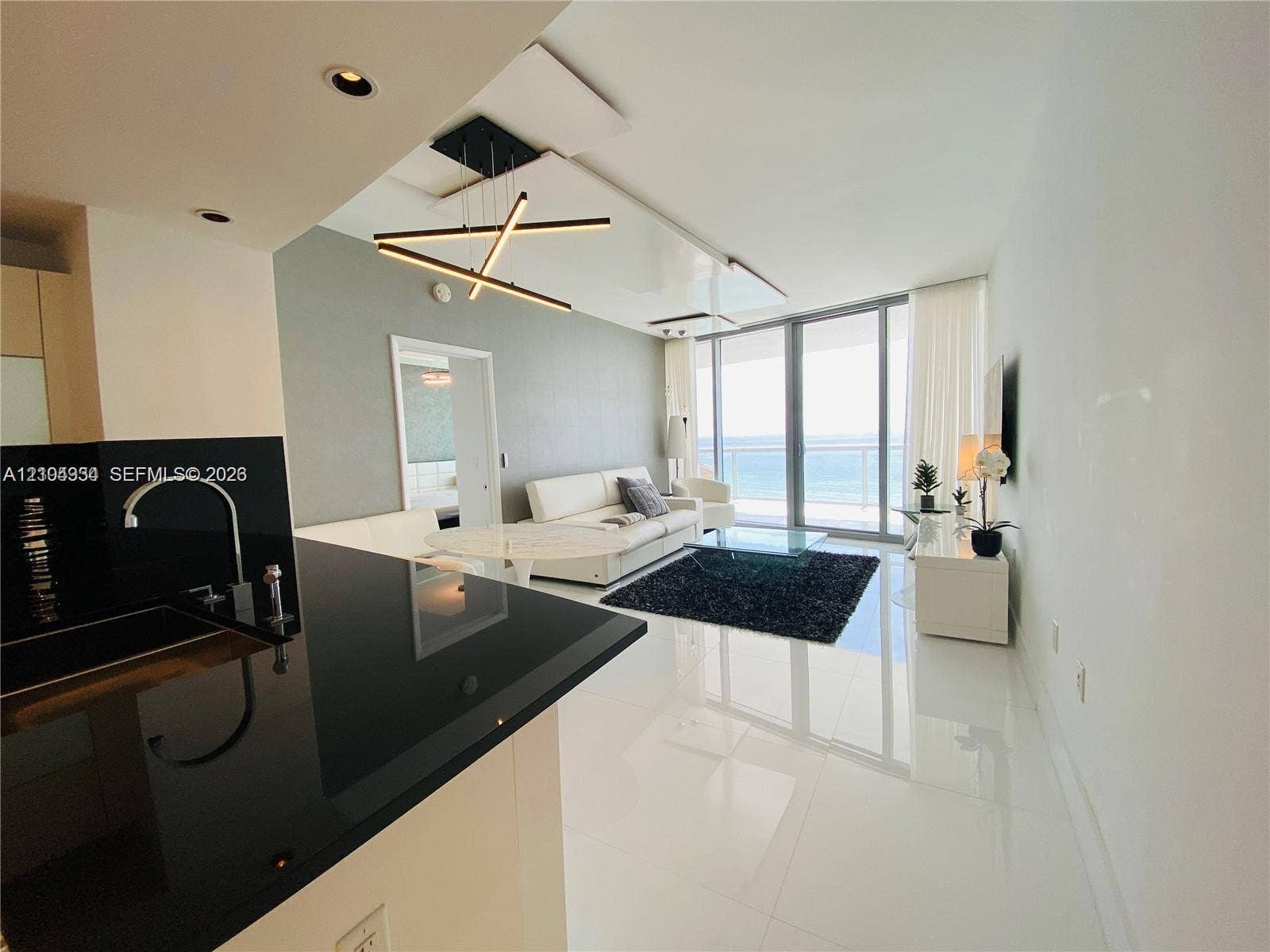 17121 Collins Avenue, #907, Sunny Isles Beach, FL 33160 Photo 5