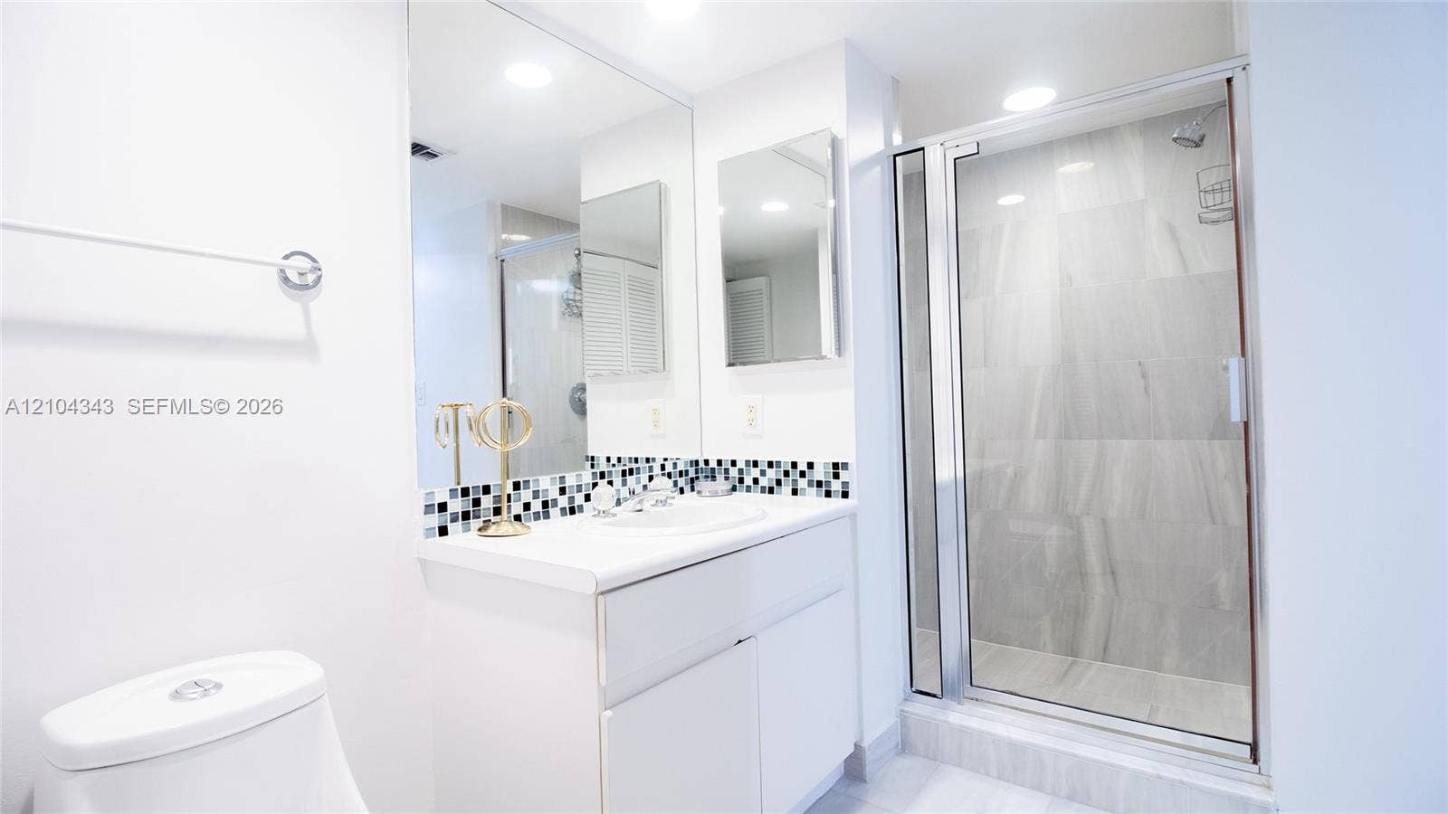 16425 Collins Avenue, #1215, Sunny Isles Beach, FL 33160 Photo 2