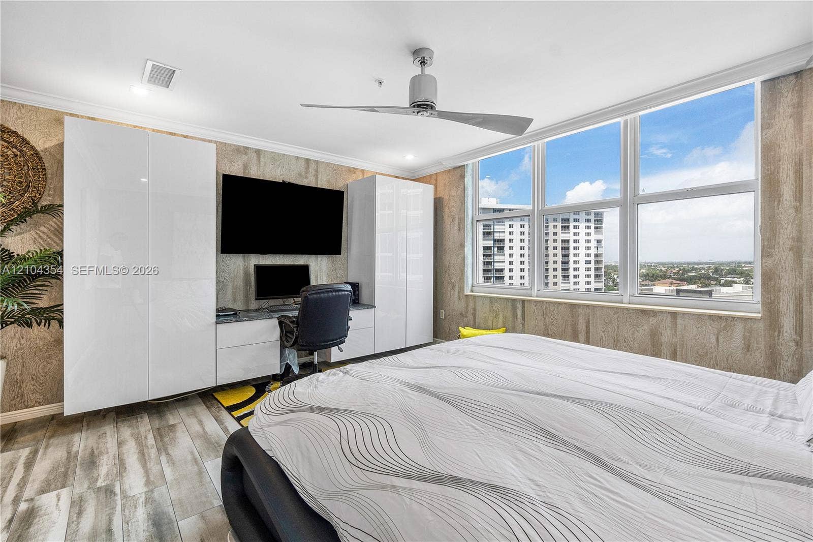 2110 N Ocean Boulevard, #10E, Fort Lauderdale, FL 33305 Photo 15