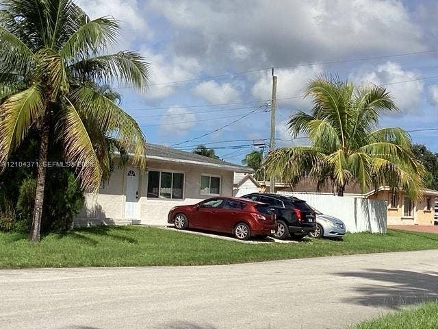 Property photo for 2101 N 57th Terrace, Hollywood, FL