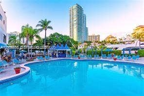 Property photo for 19707 Turnberry Way, #18L, Aventura, FL