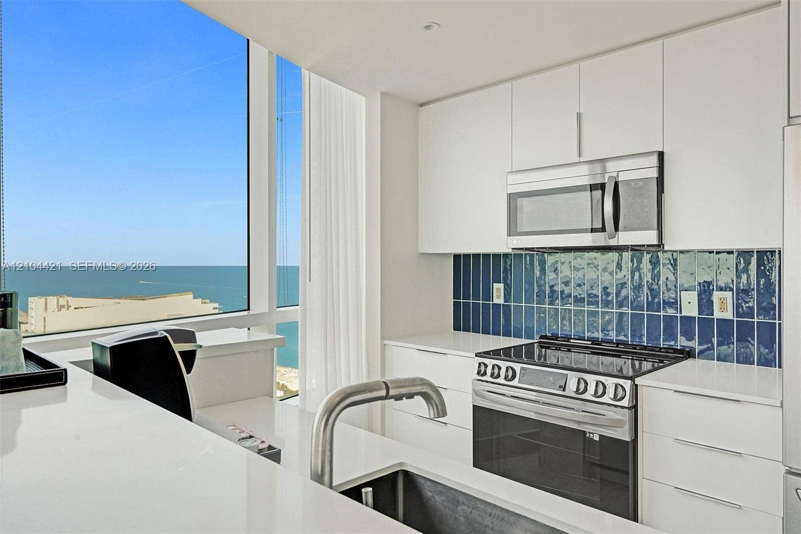 4401 Collins Avenue, #2915, Miami Beach, Miami Beach, FL 33140 Photo 16