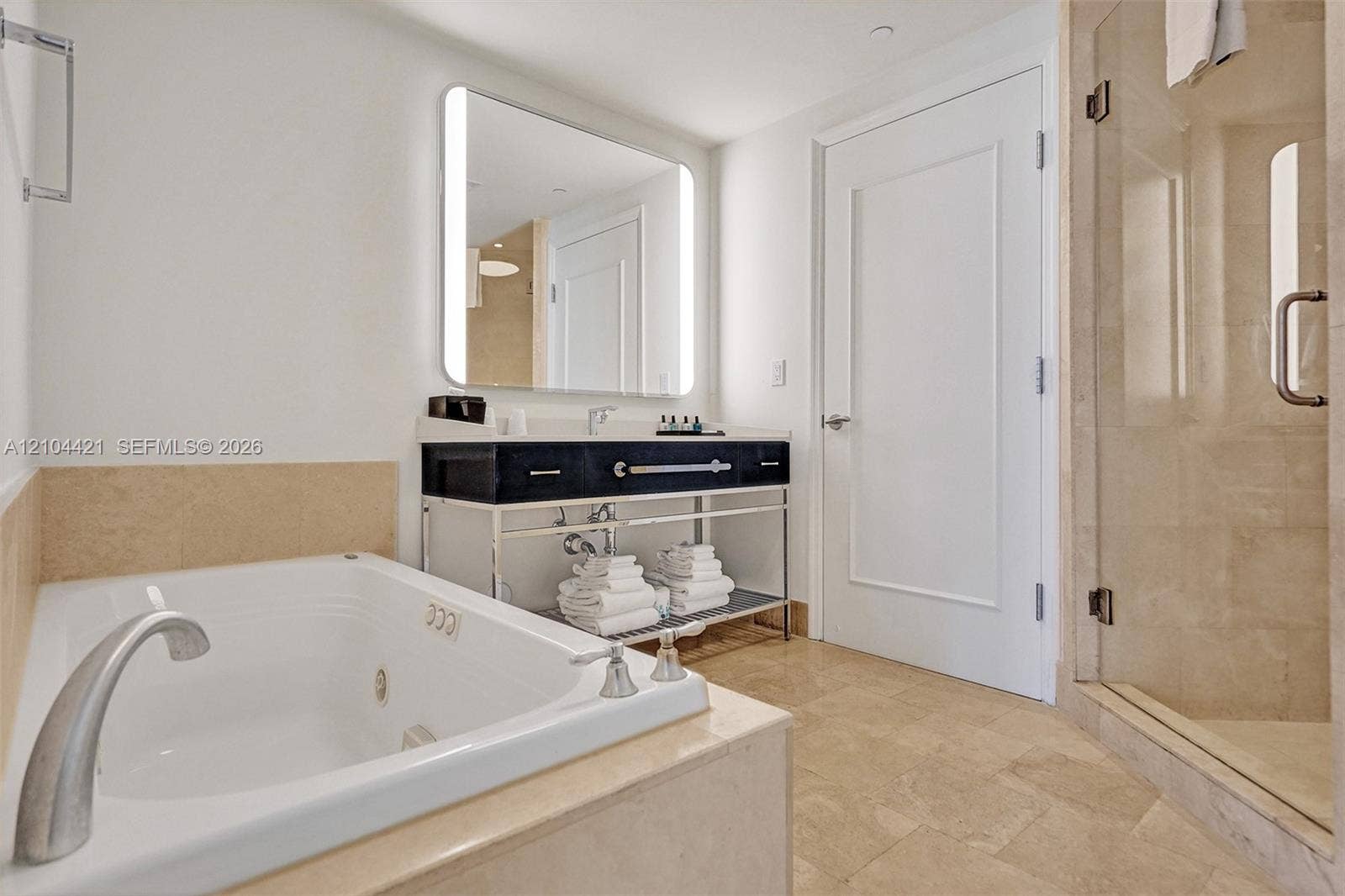 4401 Collins Avenue, #2915, Miami Beach, Miami Beach, FL 33140 Photo 32