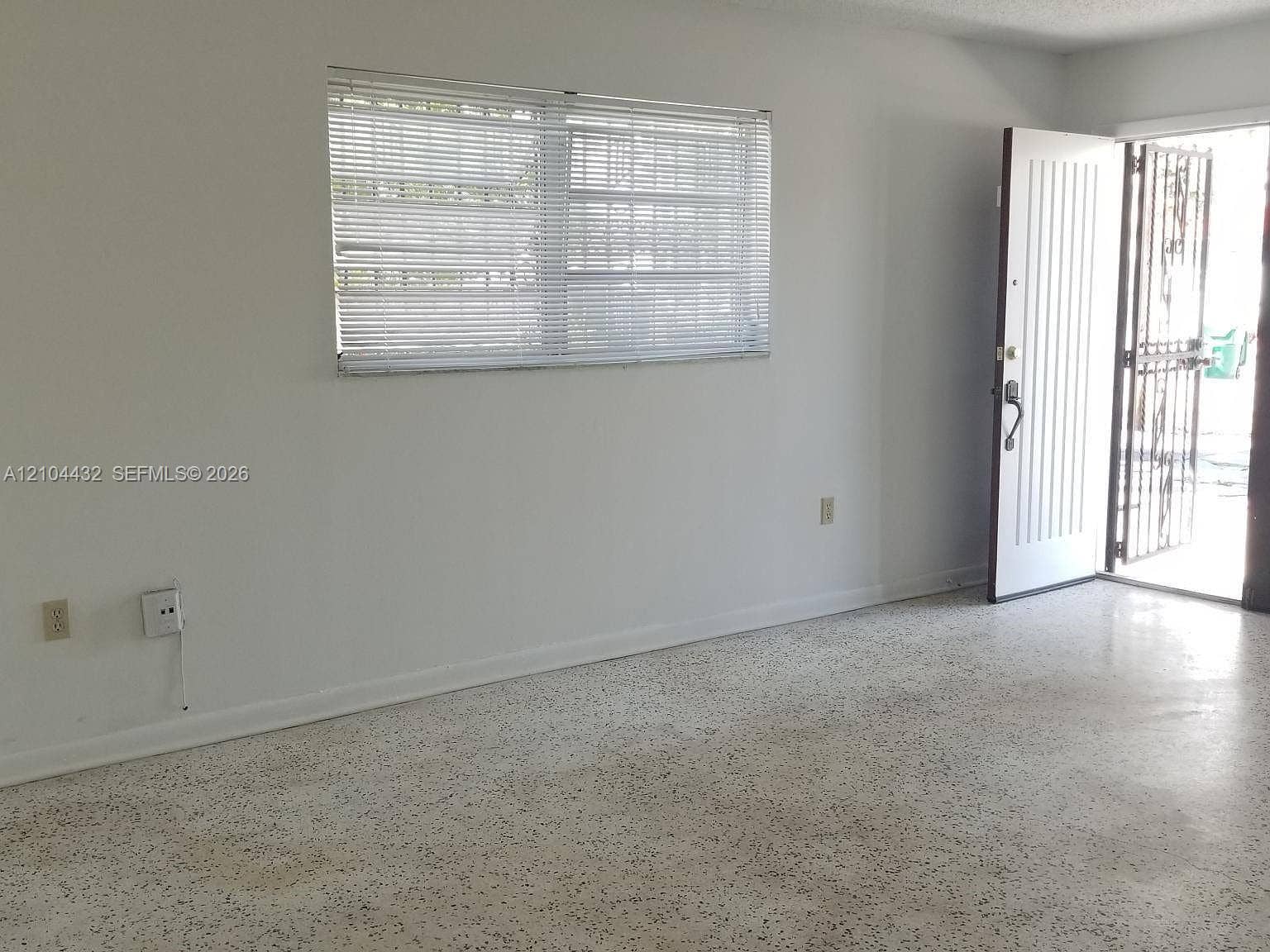 2790 SW 26th Street, Miami, FL 33133 Photo 25