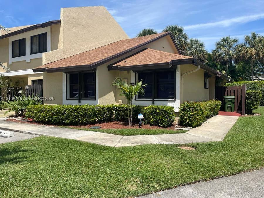 Property photo for 251 SW 96th Terrace, #251, Pembroke Pines, FL