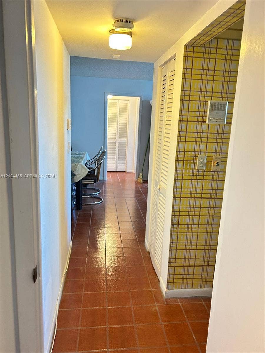 250 180th Drive, #560, Sunny Isles Beach, FL 33160 Photo 9