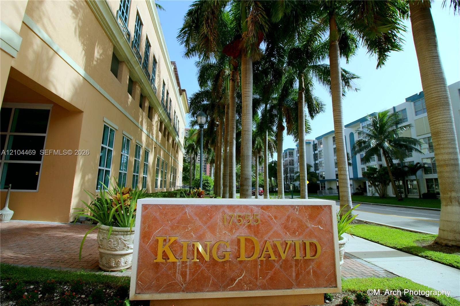 17555 W Atlantic Boulevard, #UPH6, Sunny Isles Beach, FL 33160 Photo 19