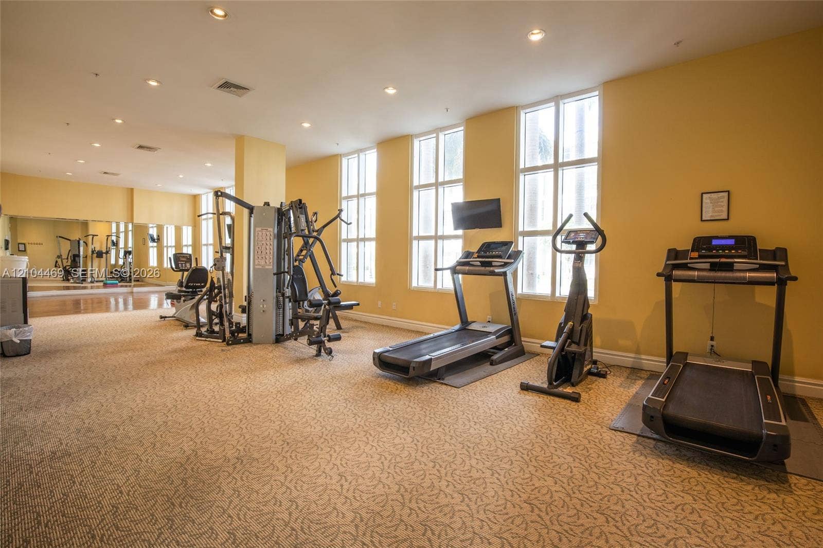 17555 W Atlantic Boulevard, #UPH6, Sunny Isles Beach, FL 33160 Photo 14