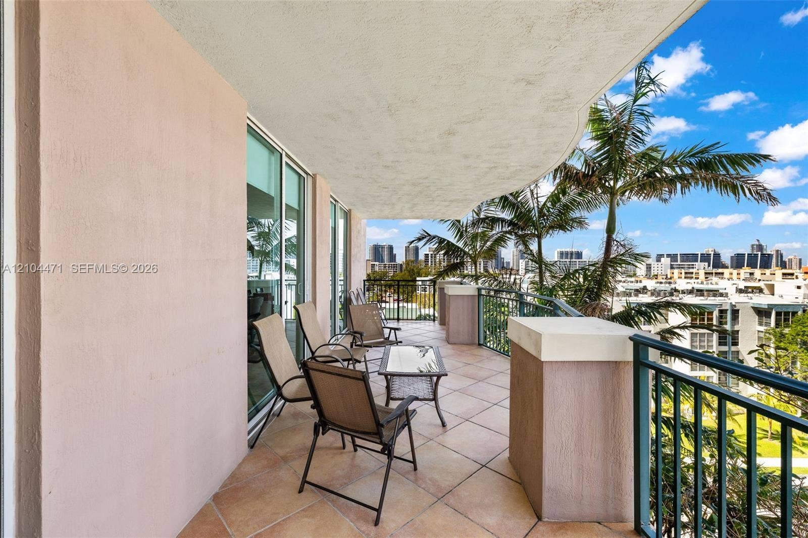 17555 NW Atlantic Boulevard, #708, Sunny Isles Beach, FL 33160 Photo 44