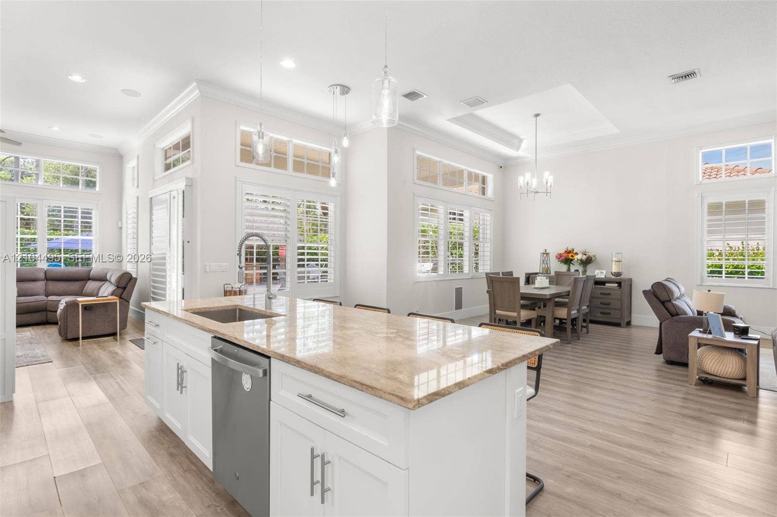143 Via Catalunha, Jupiter, FL 33458 Photo 17