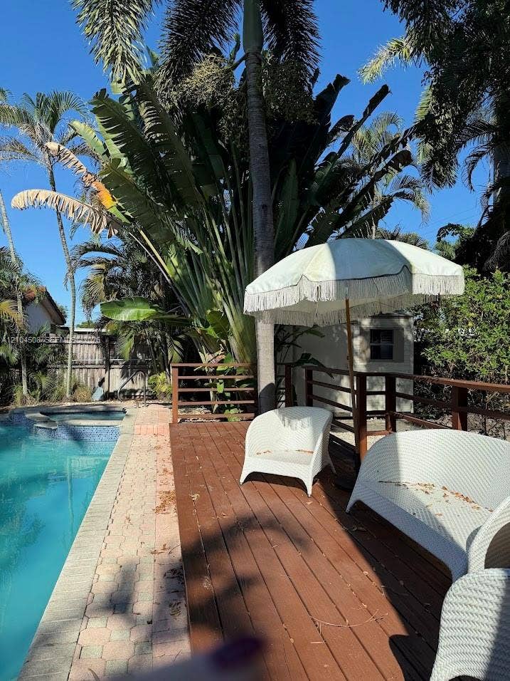 Property photo for 1811 N 40th Avenue, #1811, Hollywood, FL