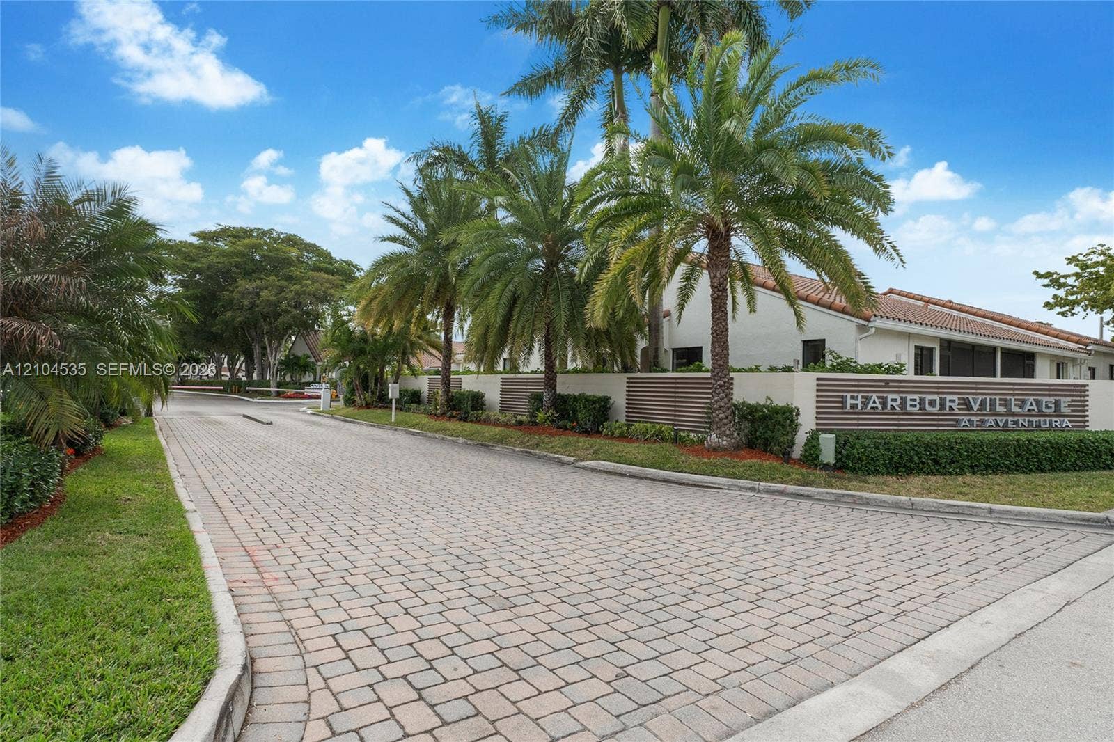 21244 Harbor Way, #211-21, Aventura, FL 33180 Photo 20