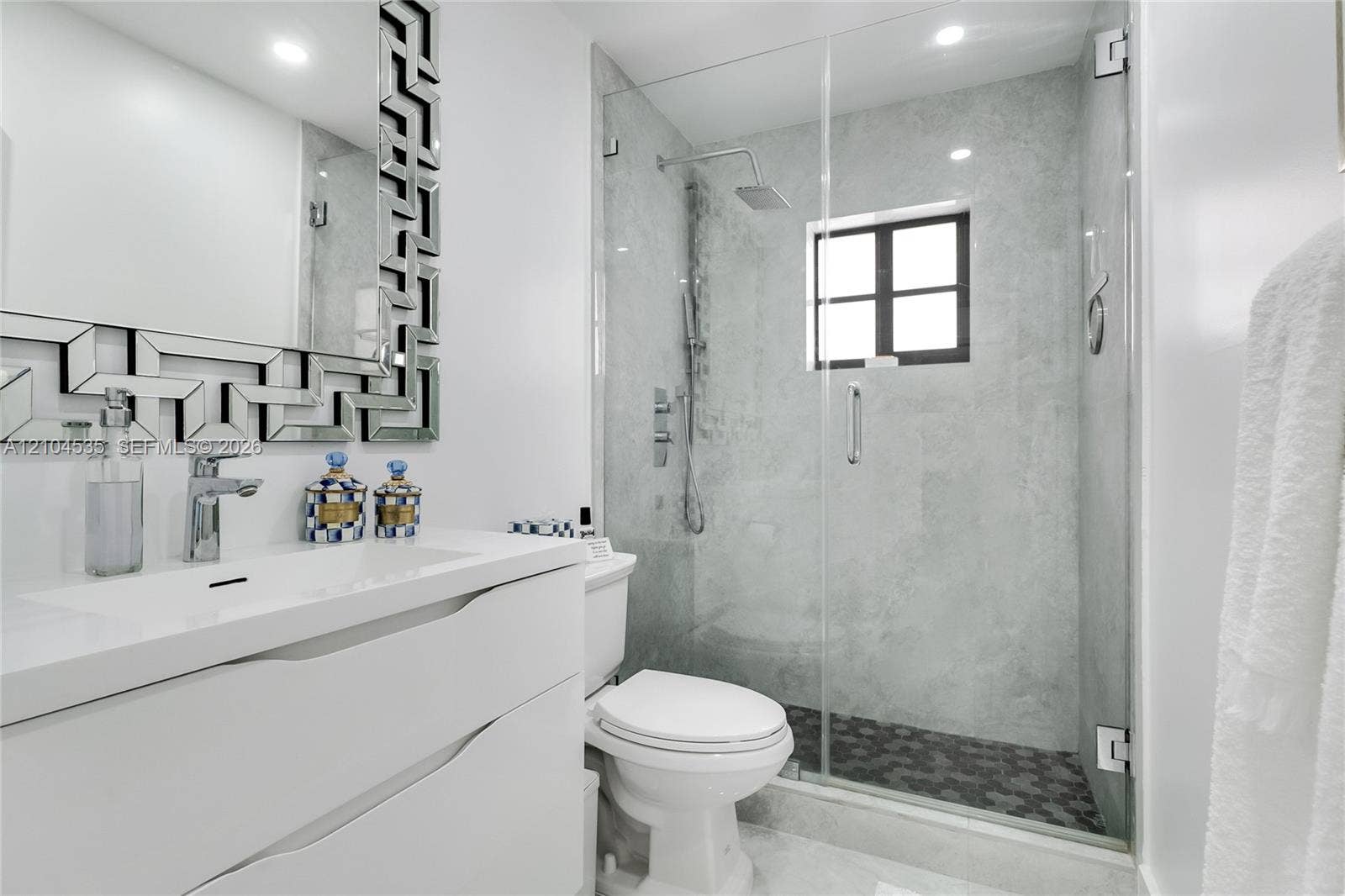 21244 Harbor Way, #211-21, Aventura, FL 33180 Photo 15