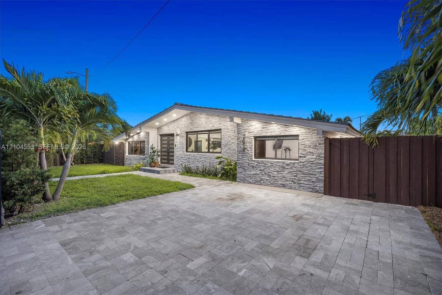 Property photo for 20930 NE 26th Avenue, Miami, FL