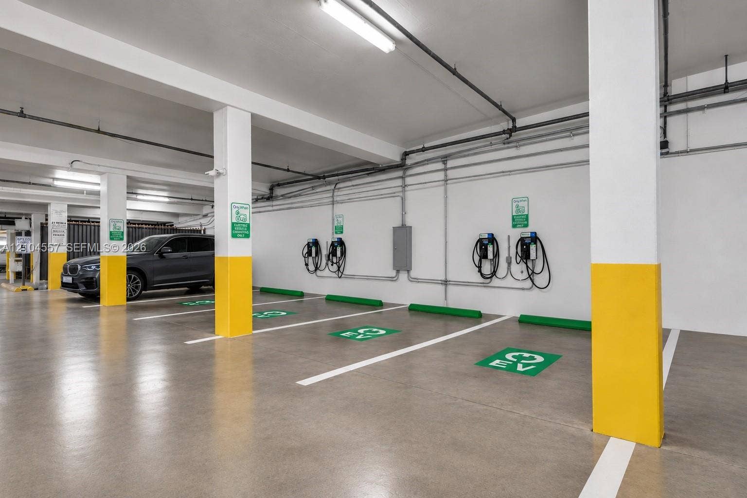 2333 Brickell Avenue, #1808, Miami, FL 33129 4 Vehicle Charging Stations