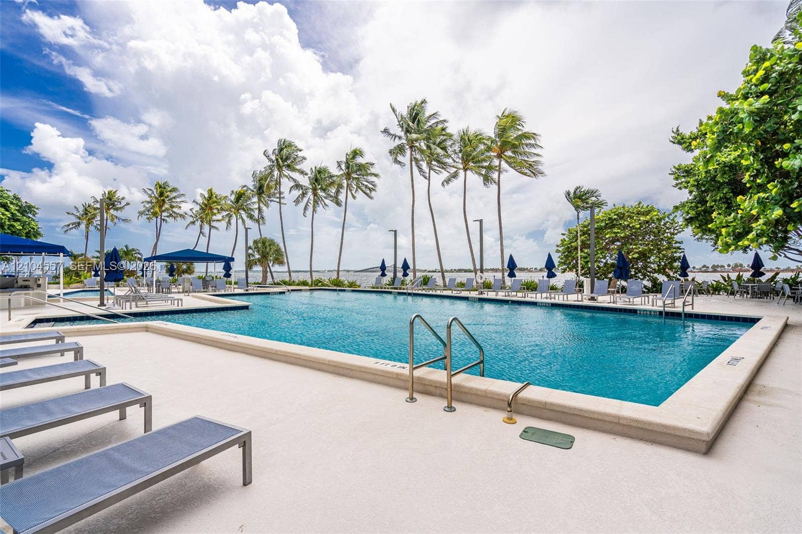 2333 Brickell Avenue, #1808, Miami, FL 33129 Photo 22