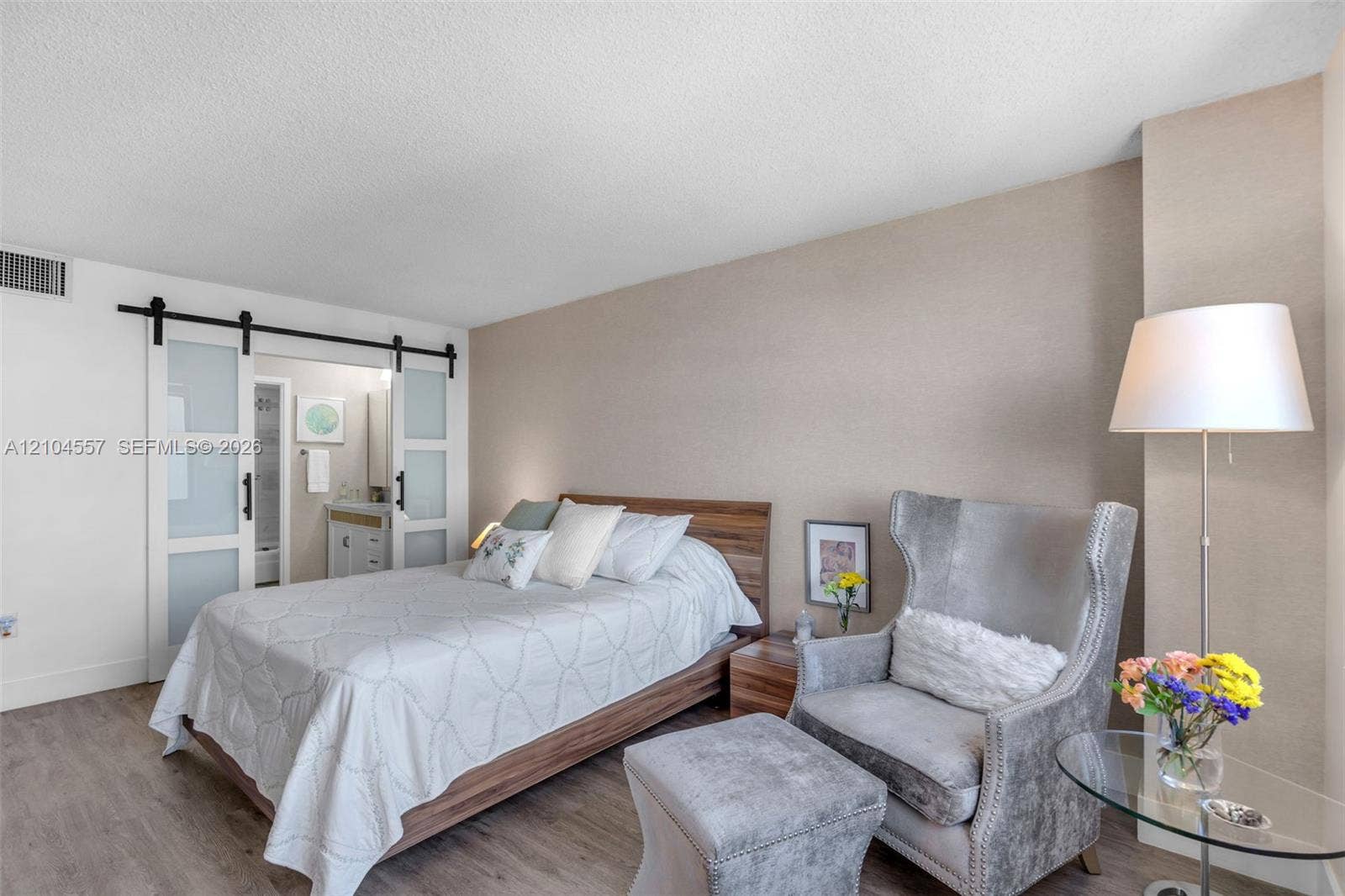 2333 Brickell Avenue, #1808, Miami, FL 33129 Photo 14