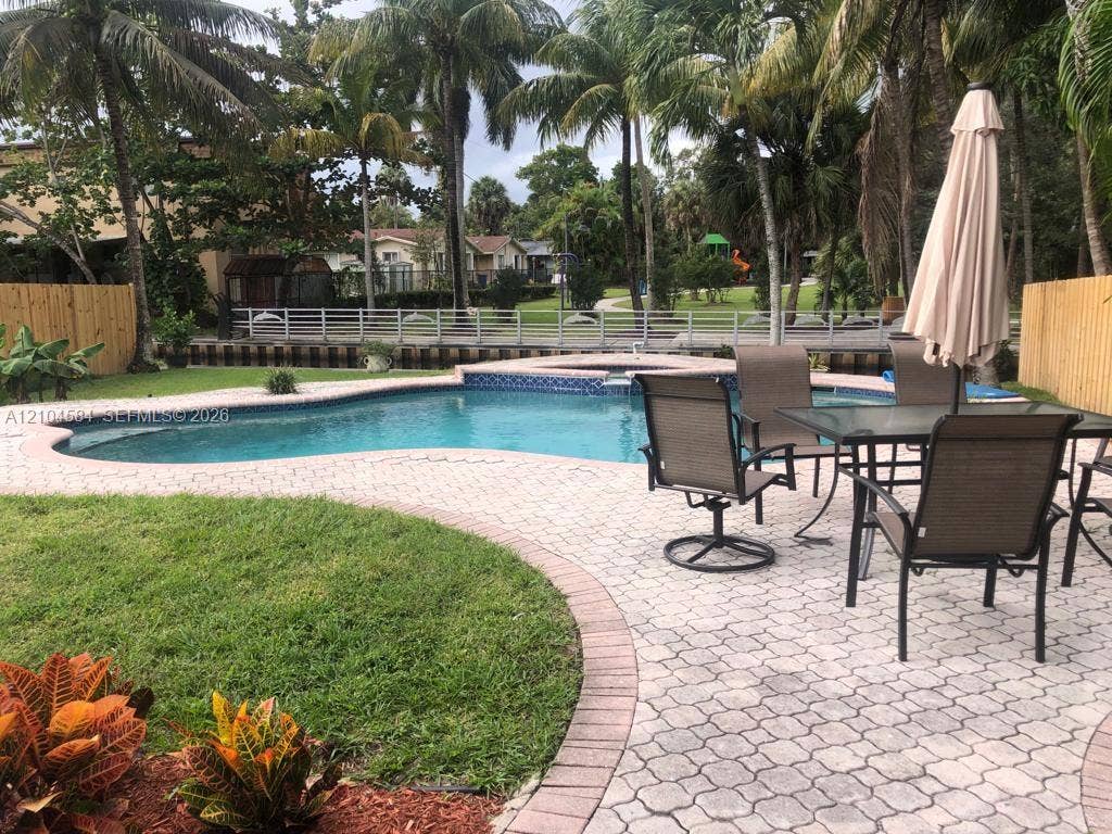 1773 SW 28th Way, Fort Lauderdale, Fort Lauderdale, FL 33312 Photo 4