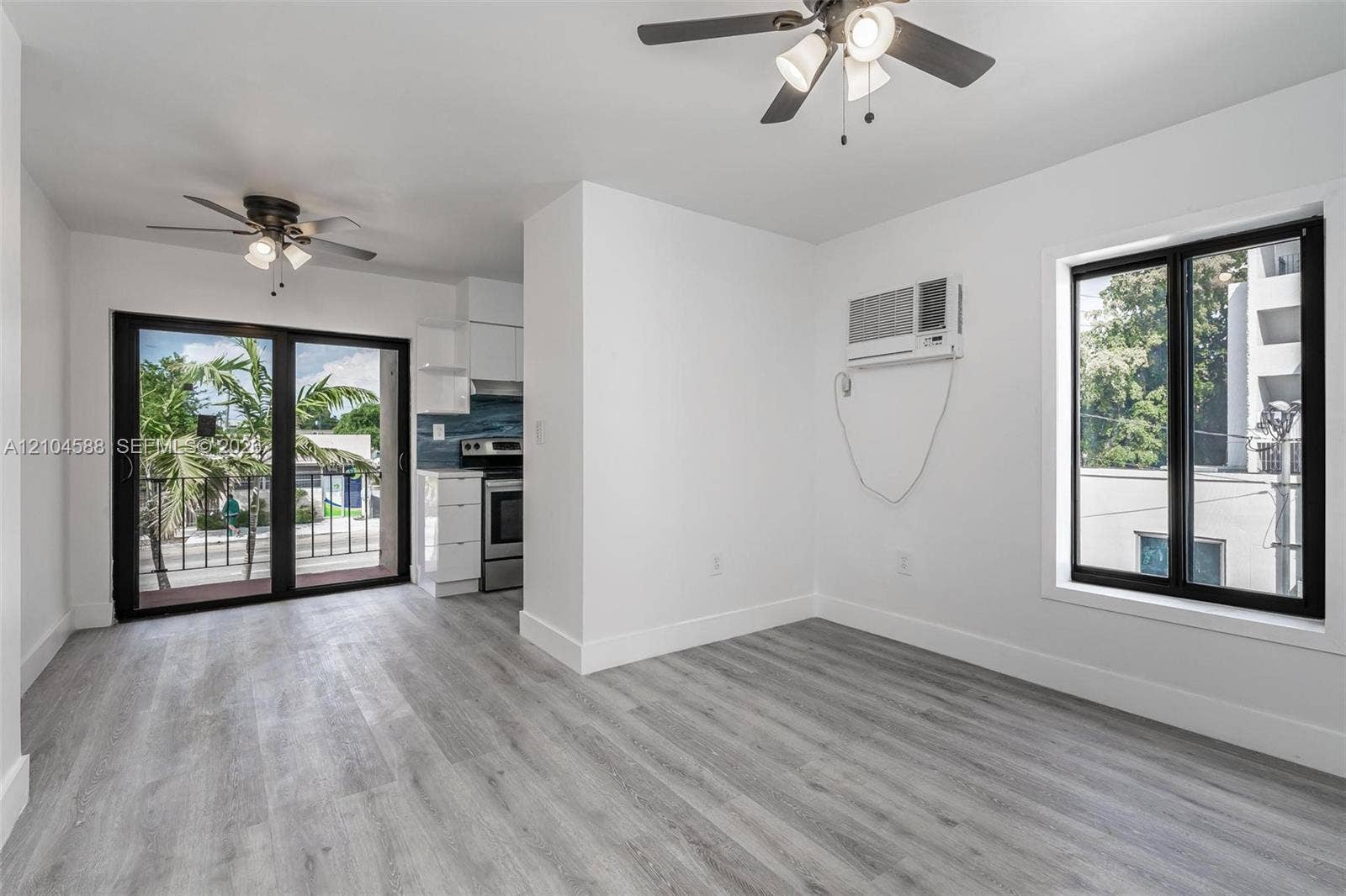 852 SW 1st Street, #4, Miami, Miami, FL 33130 Photo 2