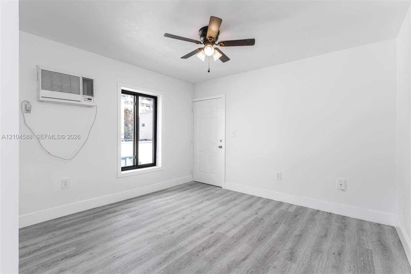 852 SW 1st Street, #4, Miami, Miami, FL 33130 Photo 6