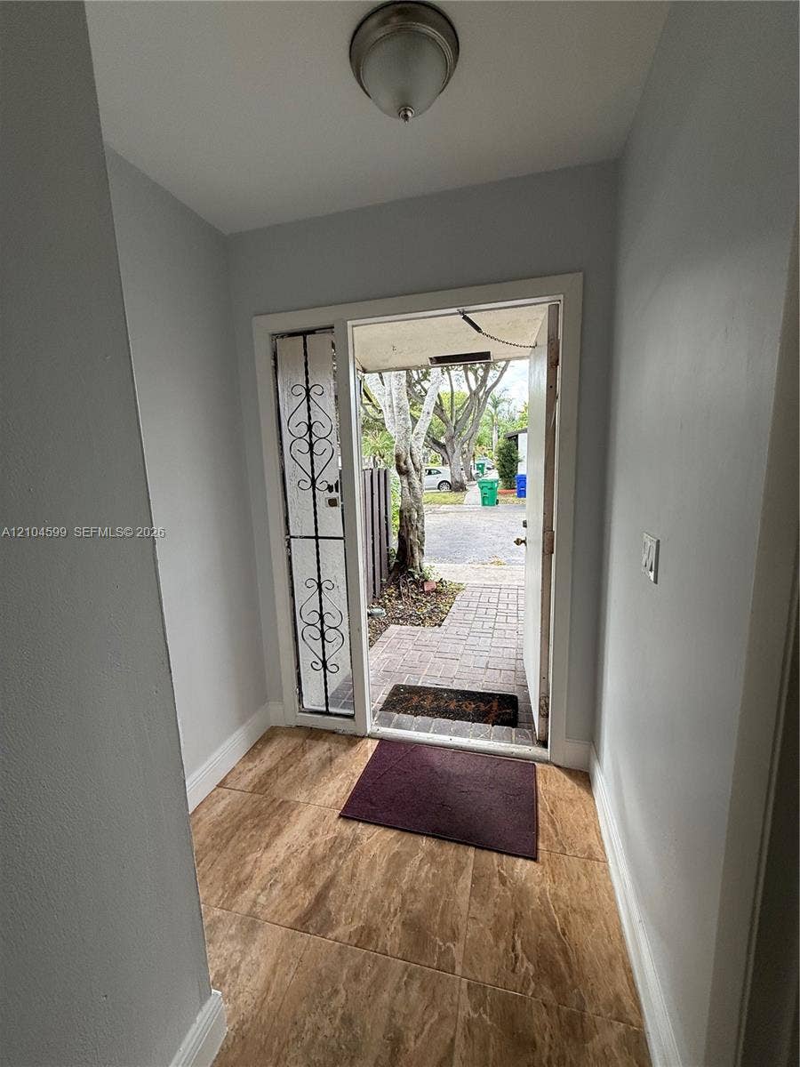 3811 SW 69th Avenue, #12-L, Miramar, Miramar, FL 33023 Photo 3