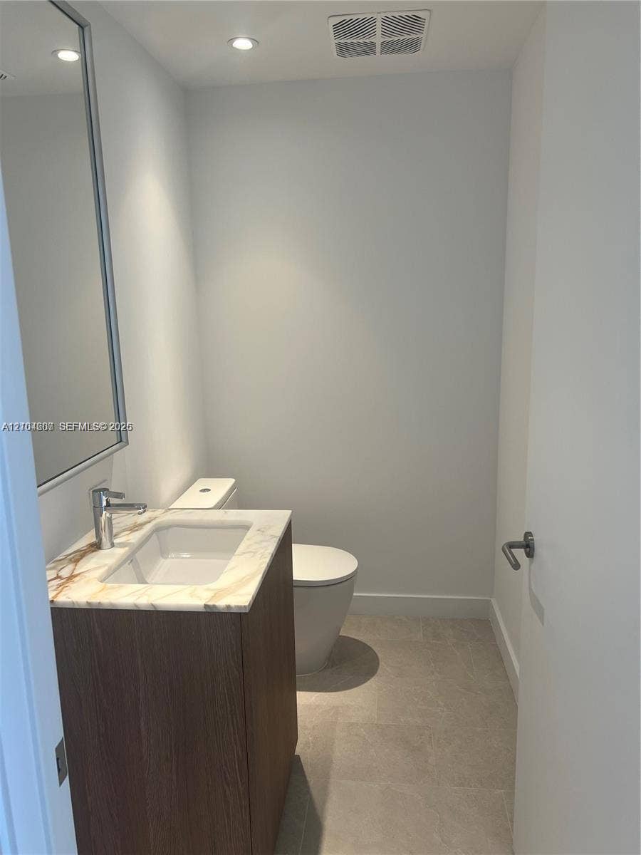 500 Alton Road, #1008, Miami Beach, Miami Beach, FL 33139 Photo 5