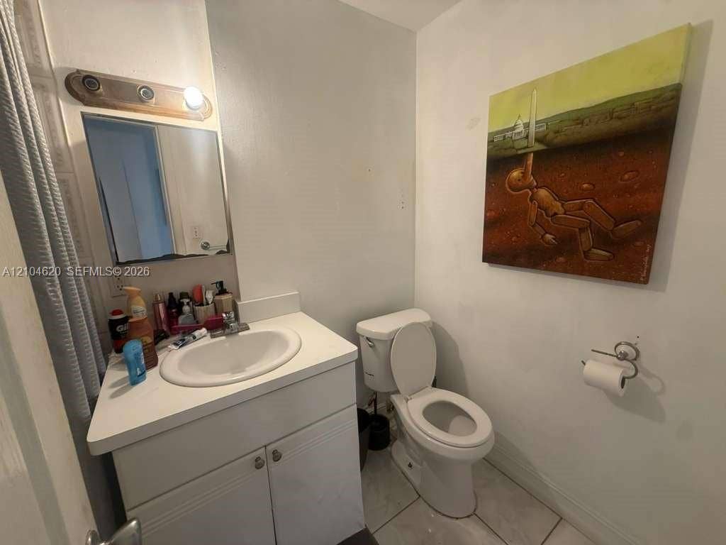 820 Euclid Avenue, #206, Miami Beach, Miami Beach, FL 33139 Photo 10