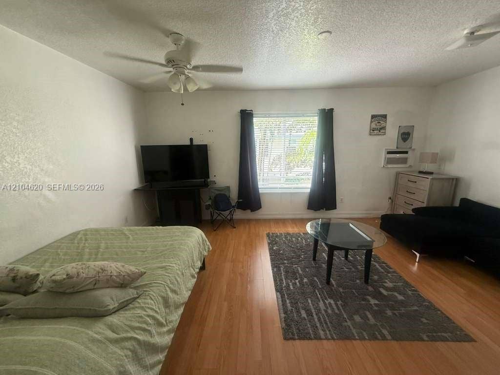 820 Euclid Avenue, #206, Miami Beach, Miami Beach, FL 33139 Photo 3