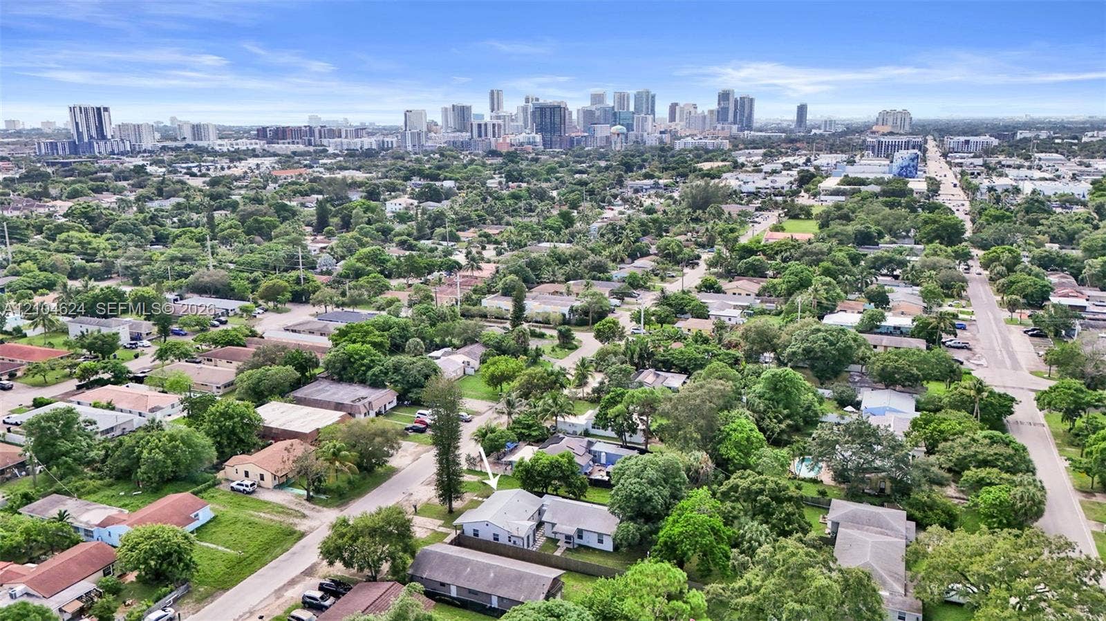 1223 NW 6th Avenue, Fort Lauderdale, FL 33311 Minutes to downtown Fort Lauderdale and Flagler Village