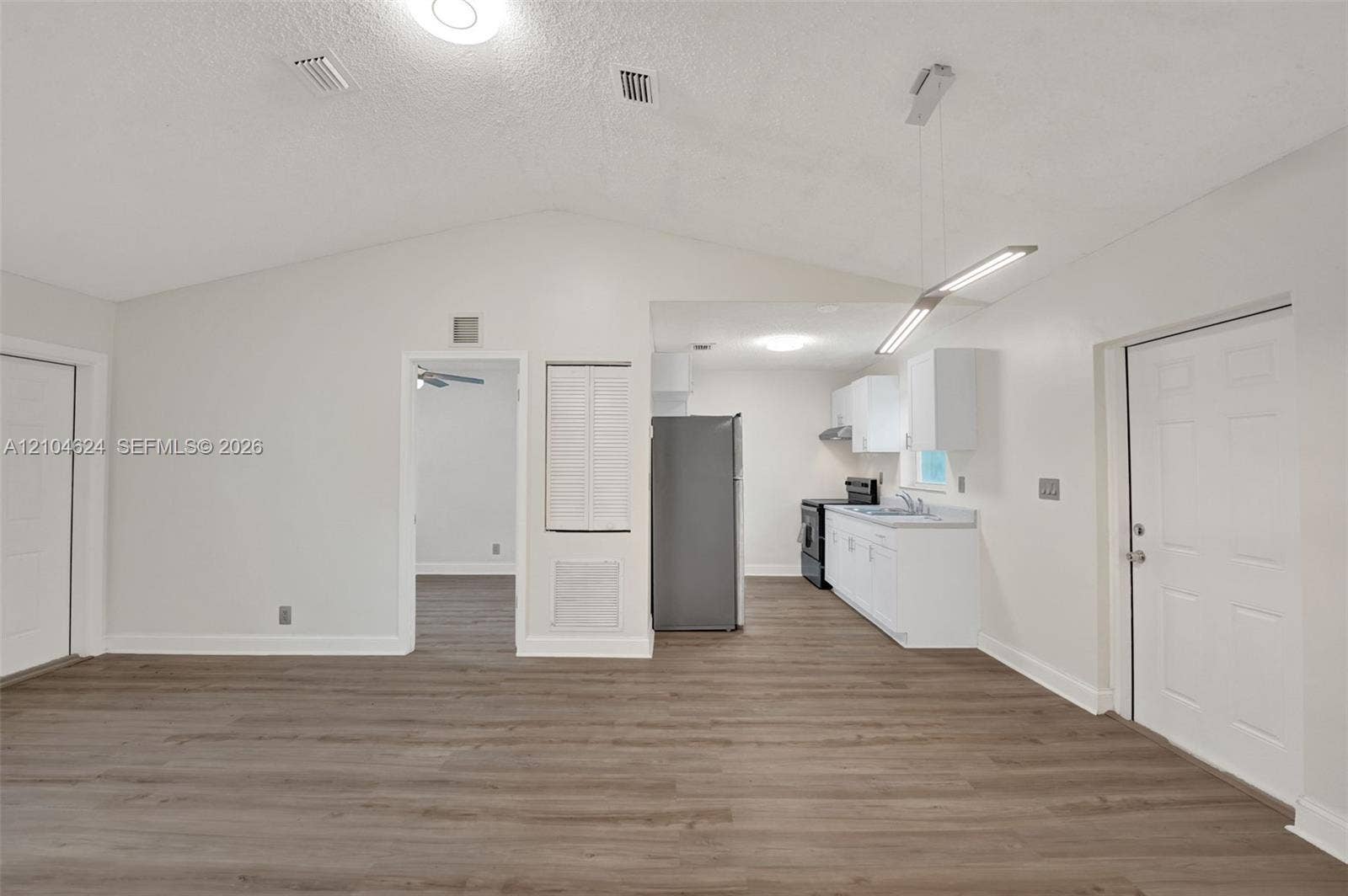 1223 NW 6th Avenue, Fort Lauderdale, FL 33311 2/1 great room with new LVP flooring