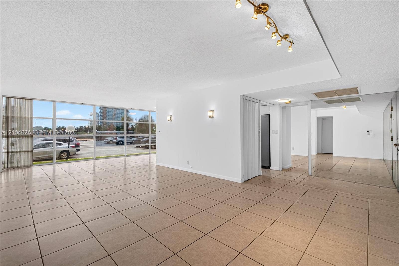 2000 Atlantic Shores Boulevard, #120, Hallandale Beach, Hallandale Beach, FL 33009 Photo 8