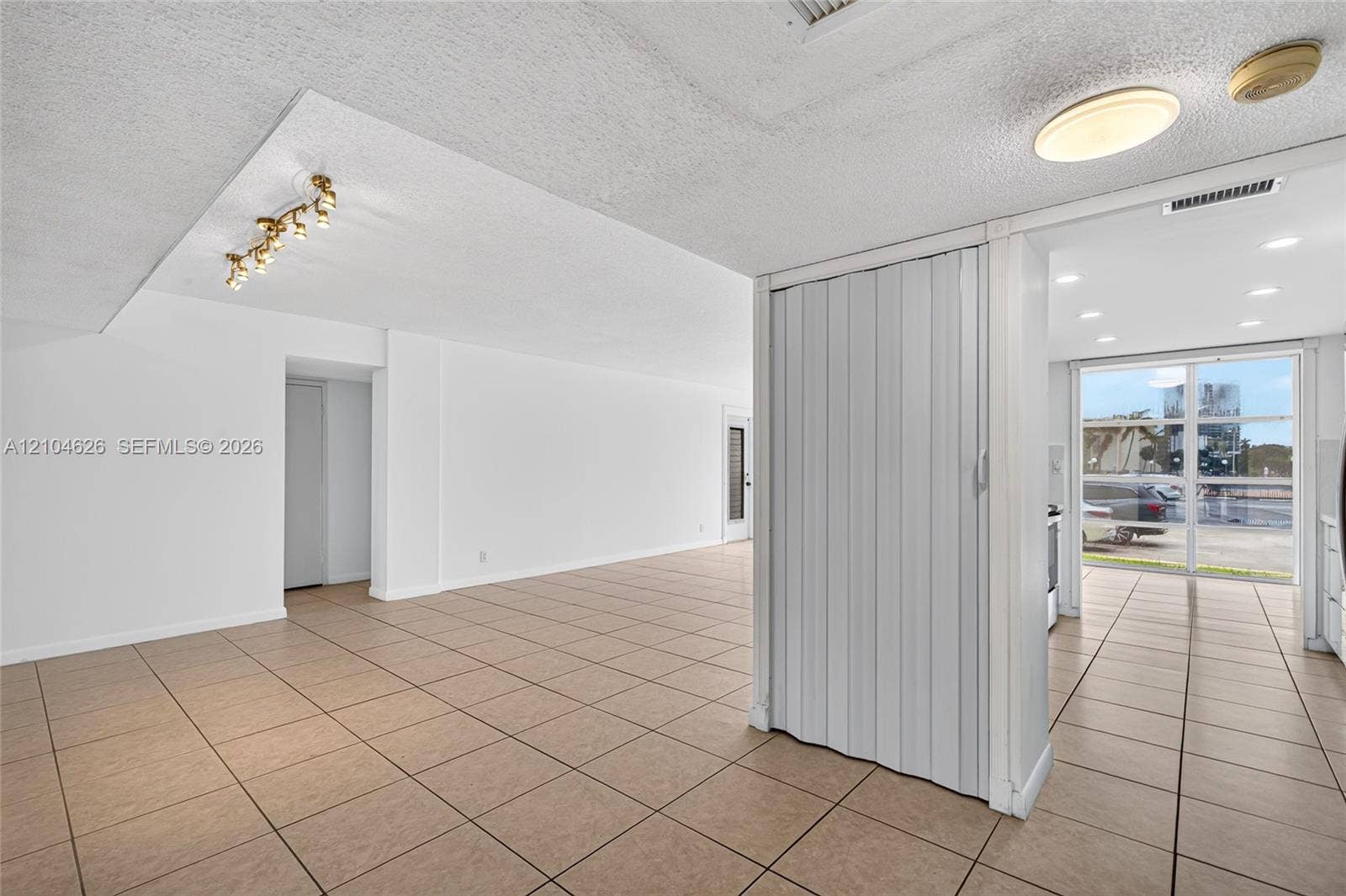2000 Atlantic Shores Boulevard, #120, Hallandale Beach, Hallandale Beach, FL 33009 Photo 6