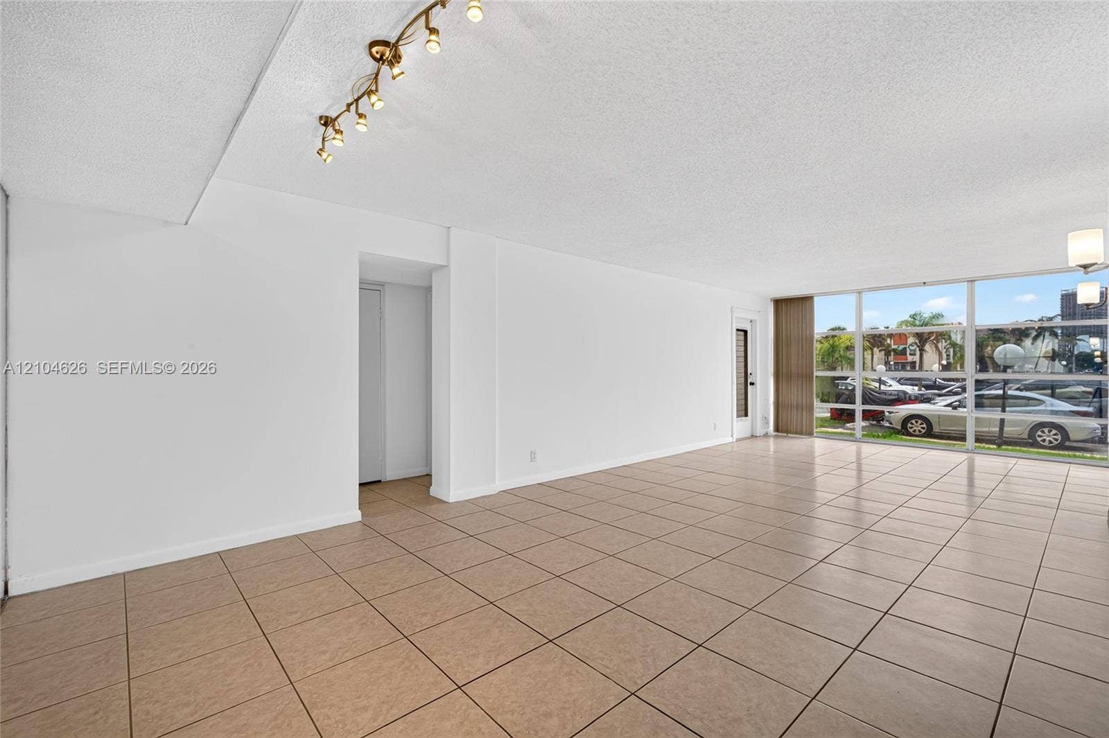2000 Atlantic Shores Boulevard, #120, Hallandale Beach, Hallandale Beach, FL 33009 Photo 7