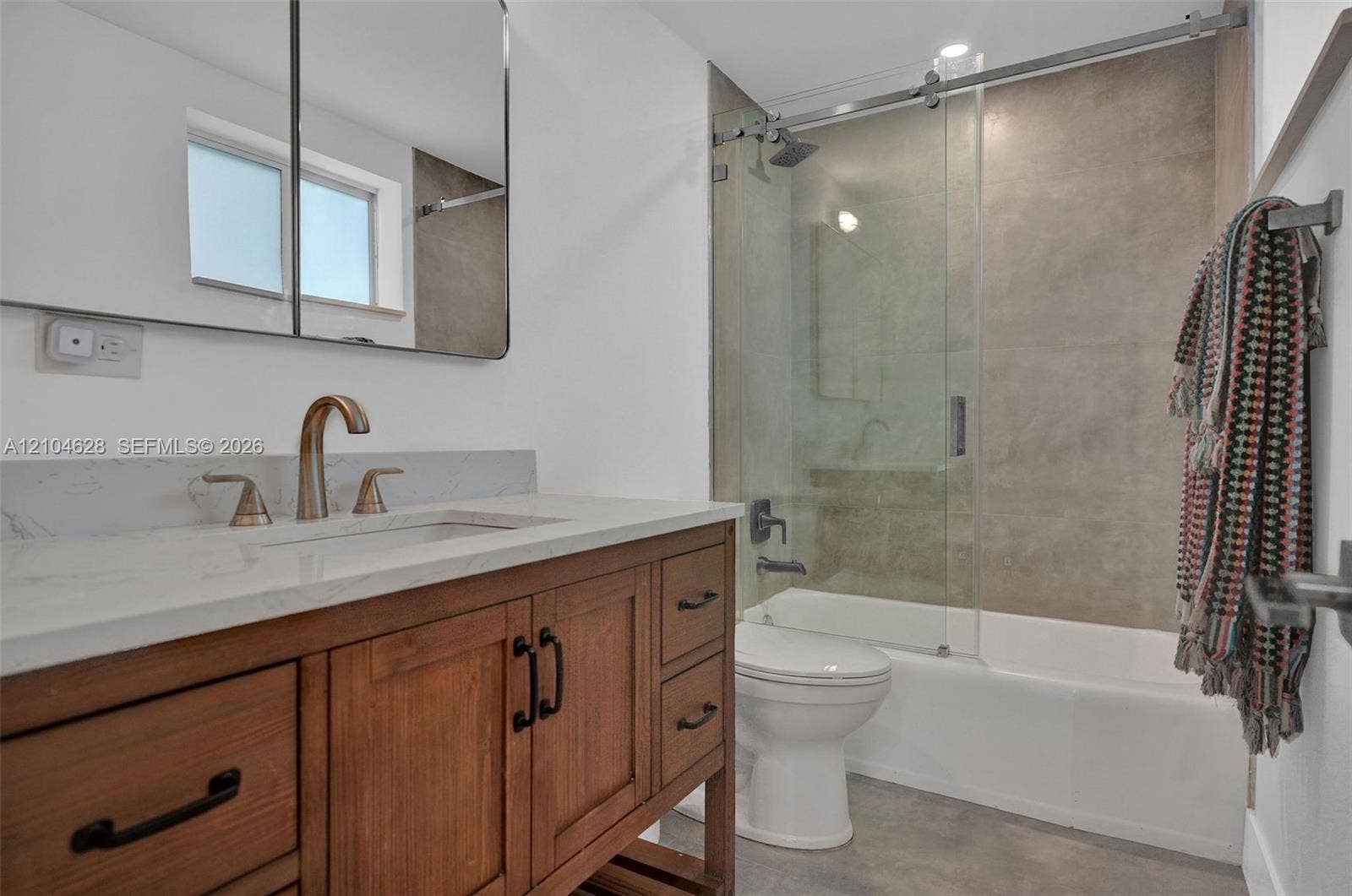 4800 Pine Tree Drive, #101, Miami Beach, FL 33140 Photo 15