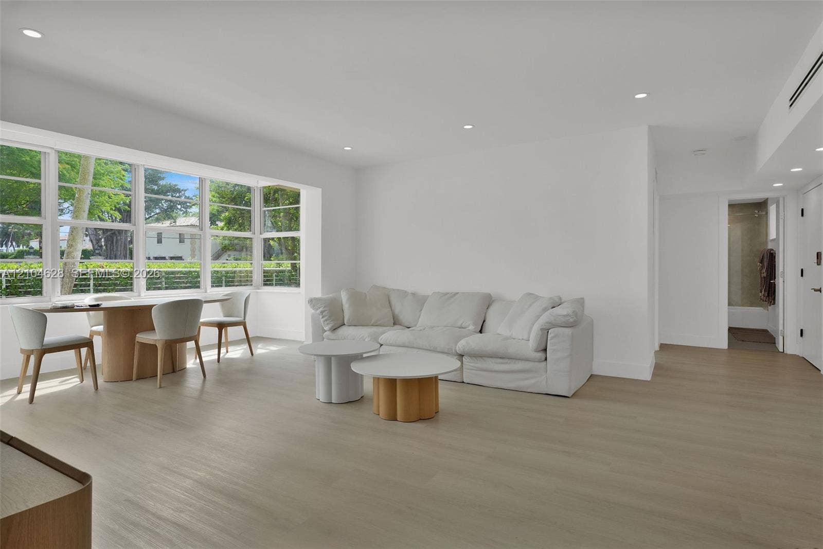 4800 Pine Tree Drive, #101, Miami Beach, FL 33140 Photo 10