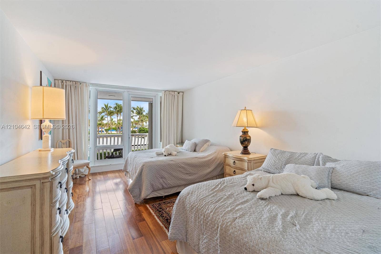 Guest bedroom