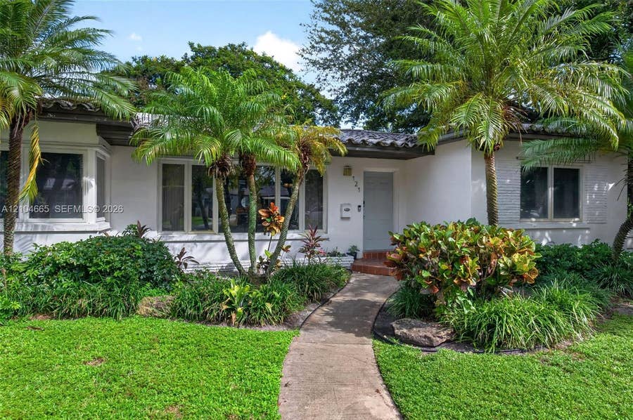 Property photo for 121 NW 104th Street, Miami Shores, FL