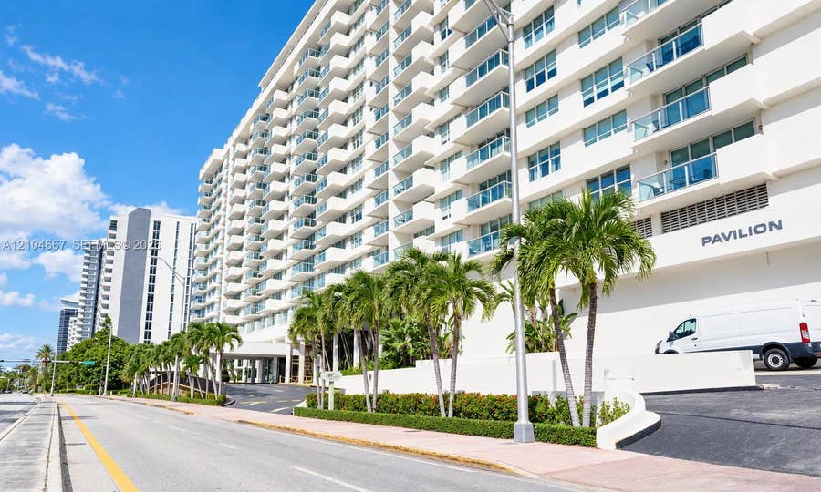Property photo for 5601 Collins Avenue, #M1, Miami Beach, FL