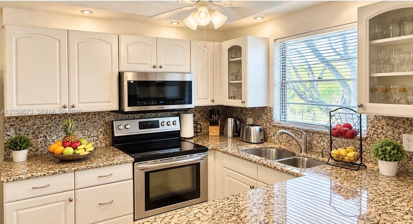 116 E Westbury E, #116, Deerfield Beach, Deerfield Beach, FL 33442 Photo 7